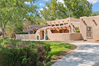 1019 Camino Ranchitos NW, Albuquerque, NM 87114