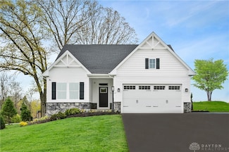 1290 Deer Valley Dr, Miamisburg, OH 45342