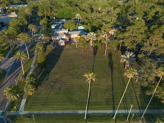 445 Edgewater Dr, Dunedin, FL 34698