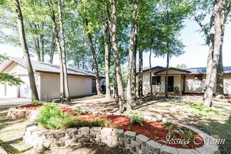 1737 Barnes Rd, Muskegon, MI 49442