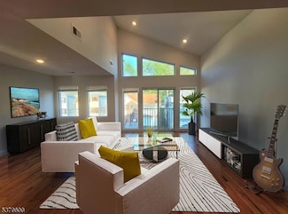 129 Brookdale Ave, Newark, NJ 07106