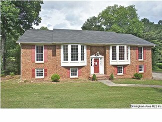 1200 Brook Cir NW, Birmingham, AL 35215