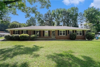 1663 Pounds Rd SW, Stone Mountain, GA 30087