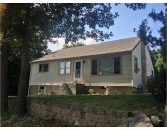 6 Ivy St, Worcester, MA 01604