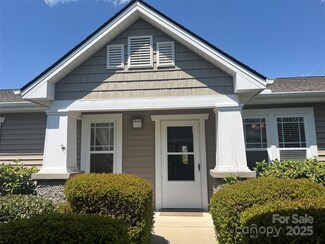 5802 Wood Duck Way, Hendersonville, NC 28792