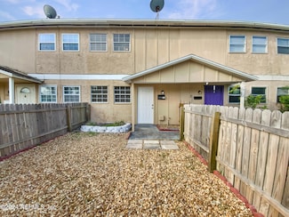 710 Cavalla Rd, Atlantic Beach, FL 32233