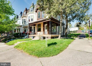 1058 N 4th St, Reading, PA 19601