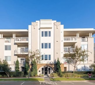 13024 Union Ave Unit 301, Hawthorne, CA 90250