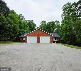 4015 Hidden Hollow Dr, Gainesville, GA 30506