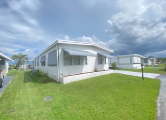 5616 Captain John Smith Loop Unit 24, North Fort Myers, FL 33917