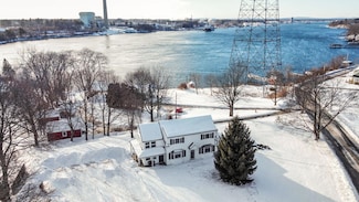 207 Pleasant St, Eliot, ME 03903