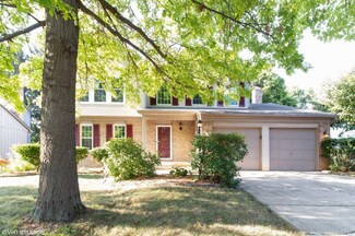6976 Spruce Pine Dr, Columbus, OH 43235