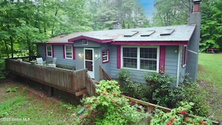 68 Elks Glade Rd, Chestertown, NY 12817