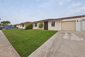 1600 Granfern Ave, West Palm Beach, FL 33415