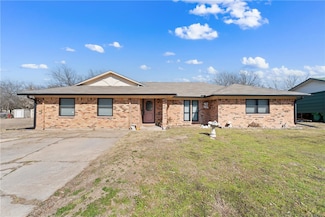 105 Kay Dr, Robinson, TX 76706