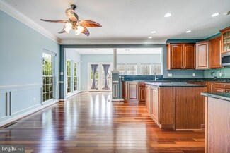 16351 Gangplank Ln, Woodbridge, VA 22191