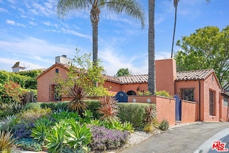 936 S Genesee Ave, Los Angeles, CA 90036