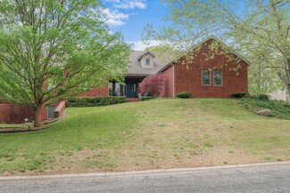 1232 Bramar Dr, Joplin, MO 64801