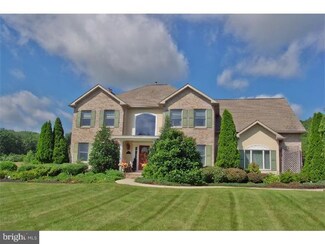 38 Woodsville Rd, Hopewell, NJ 08525