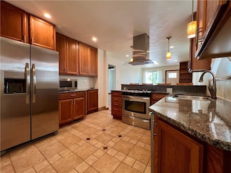 408 Marion Ave, Pittsburgh, PA 15221