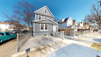 10701 Liverpool St, Jamaica, NY 11435