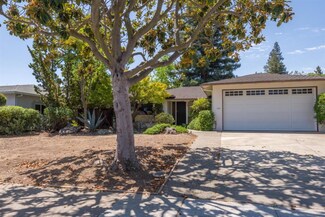 4164 Hubbartt Dr, Palo Alto, CA 94306