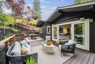 589 Tahos Rd, Orinda, CA 94563
