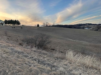 L1111 Club House Dr, La Valle, WI 53941