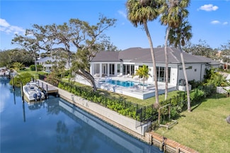 648 Tulip Ln, Vero Beach, FL 32963