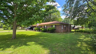 308 Walnut St, Benoit, MS 38725