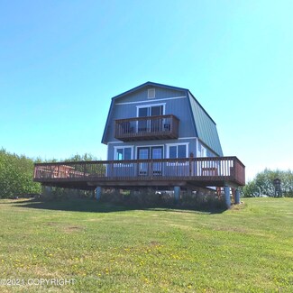 10293 Silver Ln, Clam Gulch, AK 99568