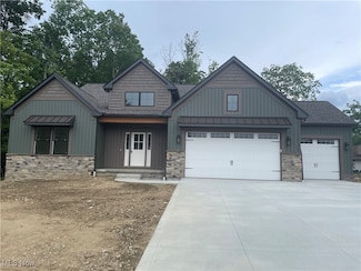5747 New Haven Dr, Medina, OH 44256