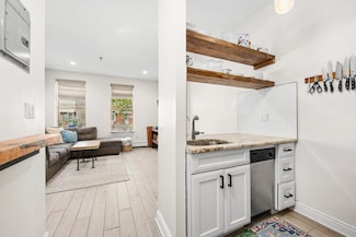 54 Magnolia Ave Unit 1-5, Jersey City, NJ 07306