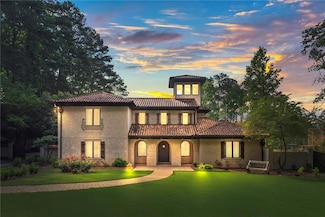 130 Woodlawn Dr NE, Marietta, GA 30067