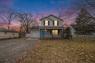 1443 Yarmouth Ave, Norton Shores, MI 49444