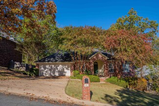 8 Bordeaux Ct, Little Rock, AR 72211