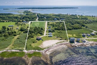 2 Starboard Dr, Fairhaven, MA 02719