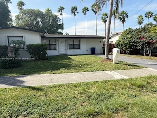 640 SW 11th Ave, Hallandale Beach, FL 33009