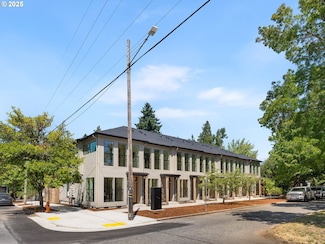 6011 NE 30th Ave Unit 4, Portland, OR 97211