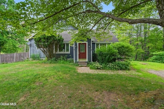 543 Middle Grove Rd, Middle Grove, NY 12850