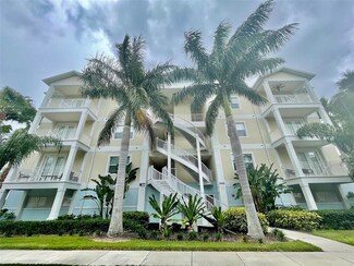3440 77th St W Unit 303, Bradenton, FL 34209