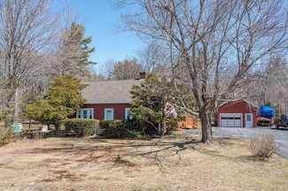 1166 White Mountain Hwy, Milton, NH 03851
