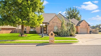 9604 Honeysuckle Rd, Oklahoma City, OK 73159
