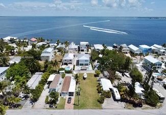 5 Michael Dr, Key Largo, FL 33037