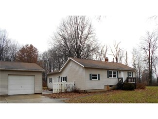 5023 McClintocksburg Rd, Newton Falls, OH 44444