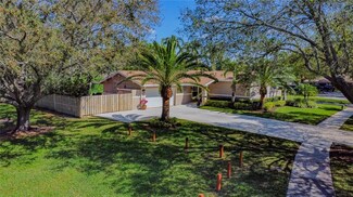 12109 Lymestone Way, Hollywood, FL 33026