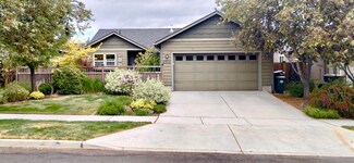 2808 NE Spring Water Place, Bend, OR 97701
