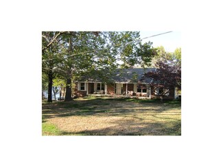 10100 NW 73rd Terrace, Kansas City, MO 64152