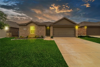 1418 Mckavett Rd, Forney, TX 75126