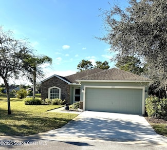 1208 Briarcliff Ct, Sebastian, FL 32958